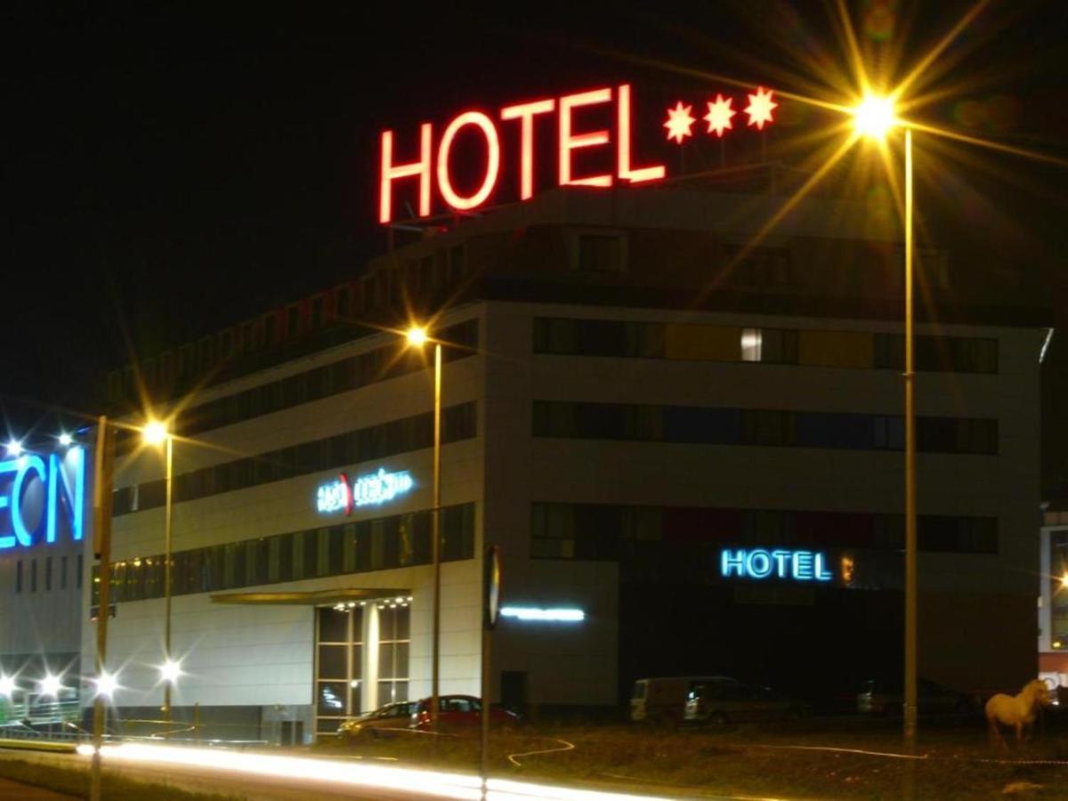 Spa Suites Odeon Naron  Bagian luar foto