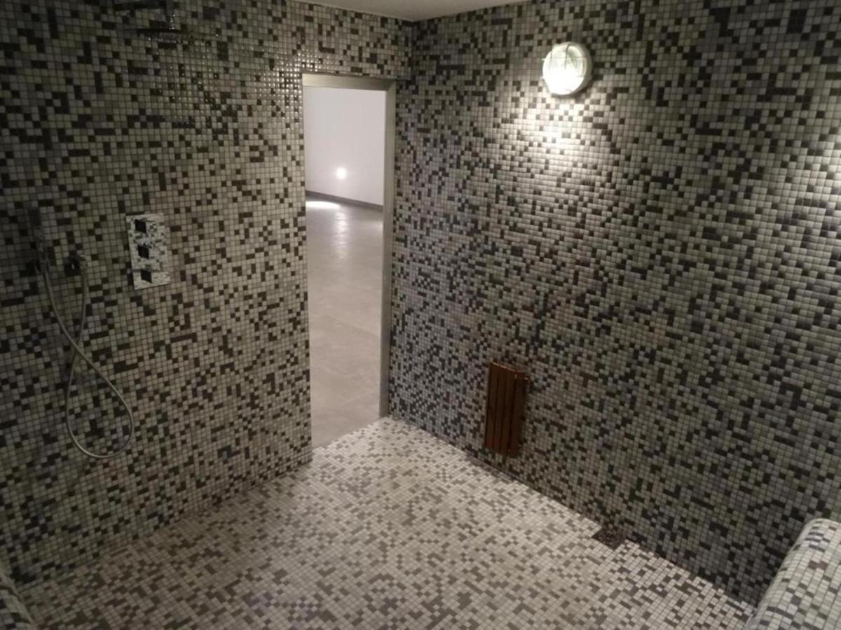 Spa Suites Odeon Naron  Bagian luar foto